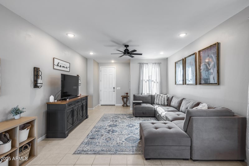 19920 Rancho Dr, Litchfield Park, AZ 85340