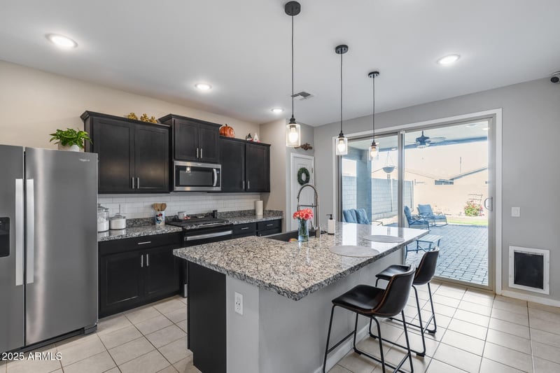 19920 Rancho Dr, Litchfield Park, AZ 85340