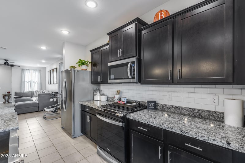 19920 Rancho Dr, Litchfield Park, AZ 85340