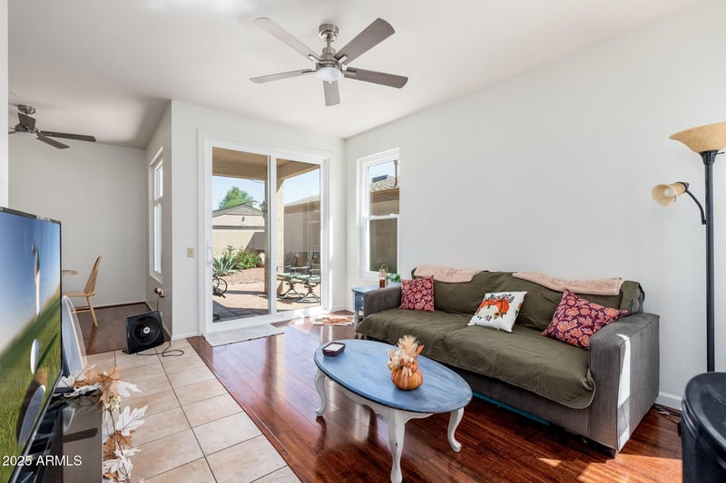 19921 Greenview Dr, Sun City West, AZ 85375