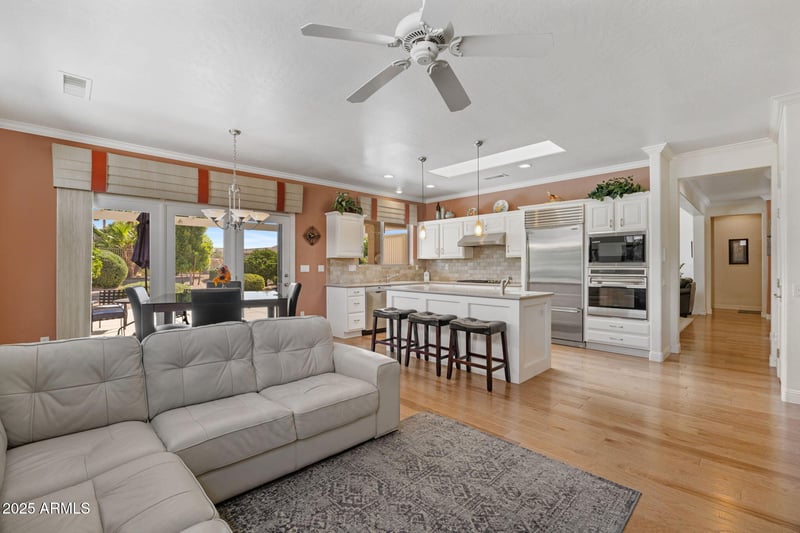 19925 N Half Moon Dr, Surprise, AZ 85374