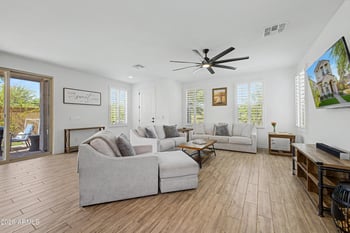 1993 W Hide Trl, Phoenix, AZ 85085