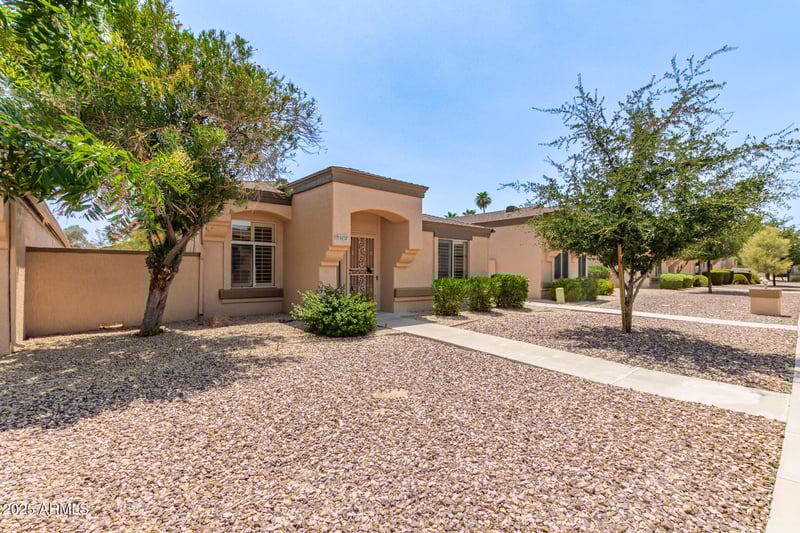 19939 Greenview Dr, Sun City West, AZ 85375