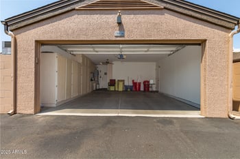 19939 Greenview Dr, Sun City West, AZ 85375
