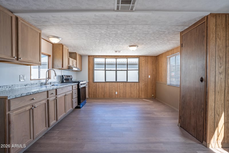 19940 Palo Verde Ln, Black Canyon City, AZ 85324