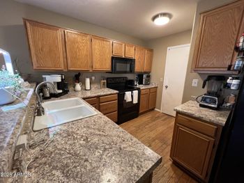 19943 N 77th Ave, Glendale, AZ 85308