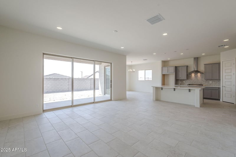 19949 Mulberry Dr, Buckeye, AZ 85396
