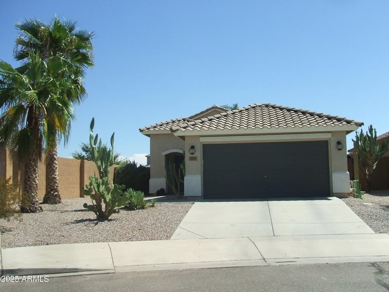 1995 Kristina Ave, San Tan Valley, AZ 85144
