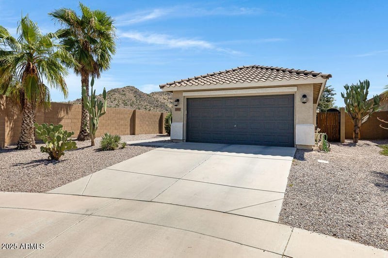1995 Kristina Ave, San Tan Valley, AZ 85144