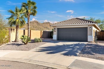 1995 Kristina Ave, San Tan Valley, AZ 85144