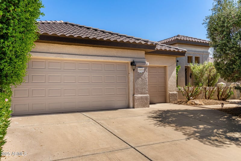 19951 Tealstone Dr, Surprise, AZ 85374