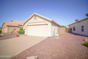 19961 Coyote Lakes Pw, Surprise, AZ 85378