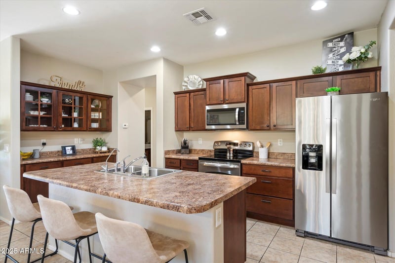 1997 Flintlock Dr, Gilbert, AZ 85298