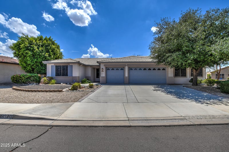 19970 108th Ave, Peoria, AZ 85373