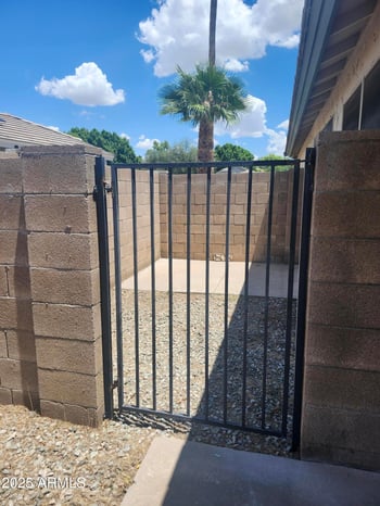 19976 63rd Dr, Glendale, AZ 85308