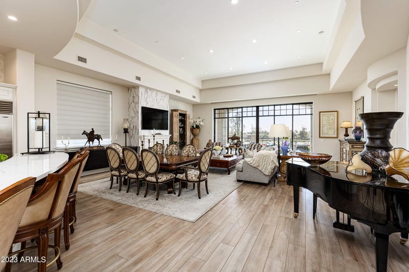 2 Biltmore Estate #205, Phoenix, AZ 85016