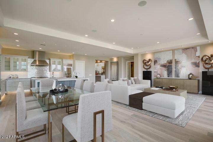 2 Biltmore Estate #209, Phoenix, AZ 85016
