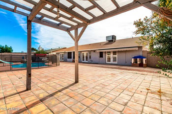 2 Muriel Dr, Phoenix, AZ 85022