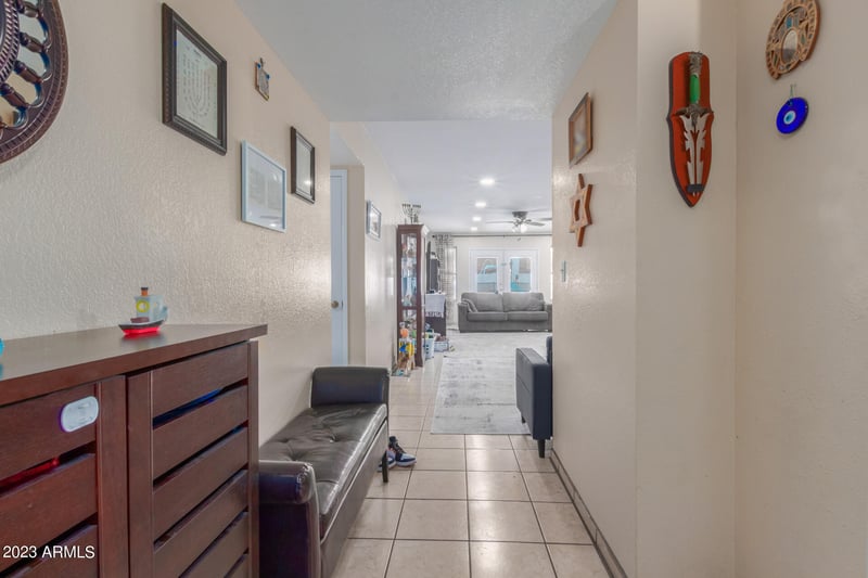 2 Muriel Dr, Phoenix, AZ 85022