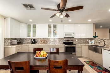 2 Muriel Dr, Phoenix, AZ 85022