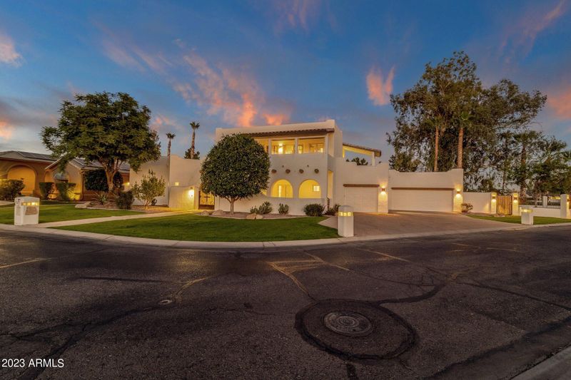 2 S Quarty Cir, Chandler, AZ 85225