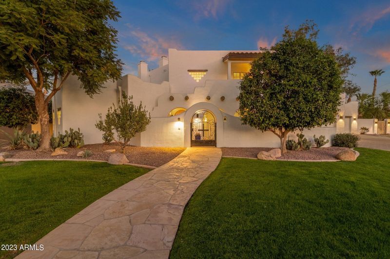 2 S Quarty Cir, Chandler, AZ 85225
