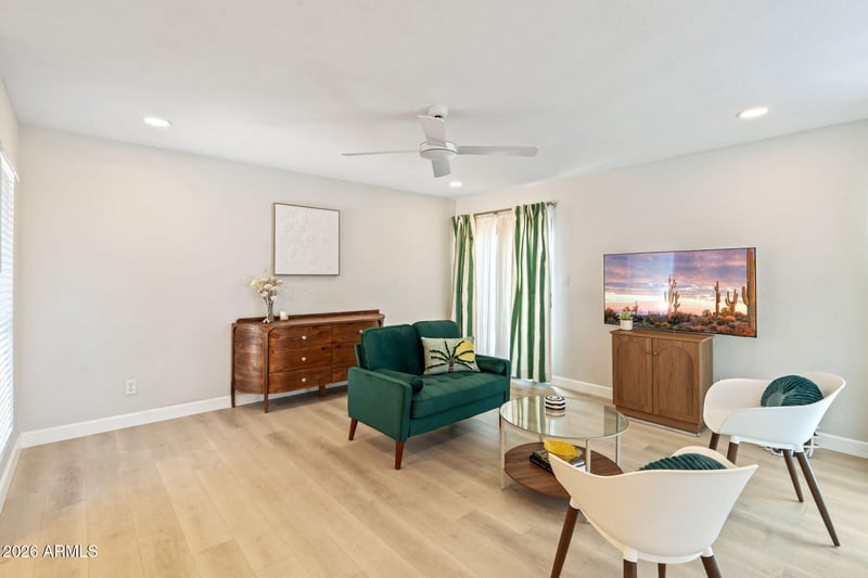 2 W Georgia Ave #9, Phoenix, AZ 85013