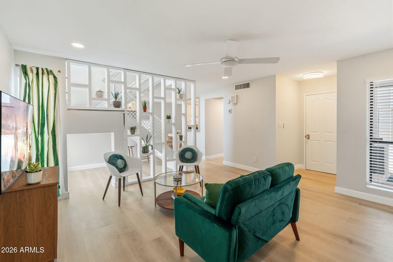 2 W Georgia Ave #9, Phoenix, AZ 85013