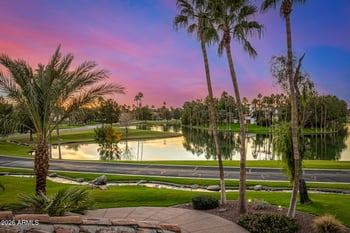 20 E Oakwood Hills Dr, Chandler, AZ 85248