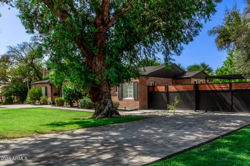20 E Orange Dr, Phoenix, AZ 85012