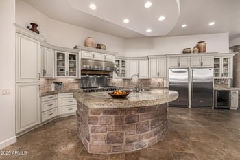 20 Oakwood Hills Dr, Chandler, AZ 85248