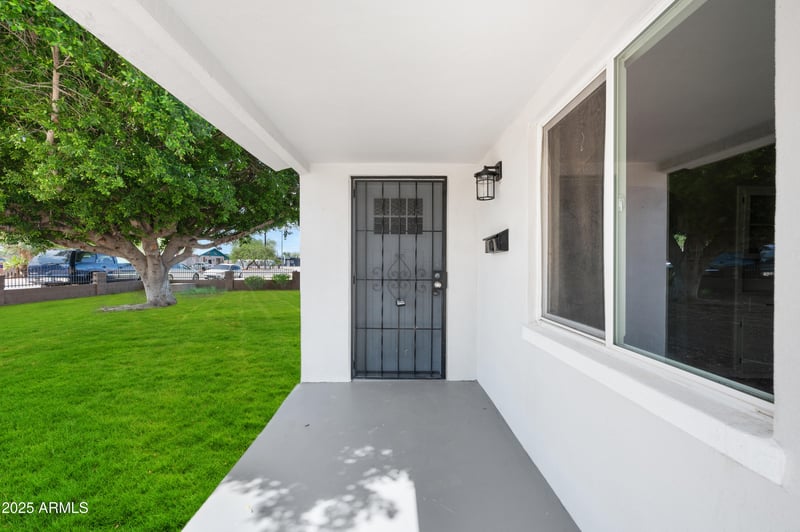 20 Saint Charles Ave, Phoenix, AZ 85042