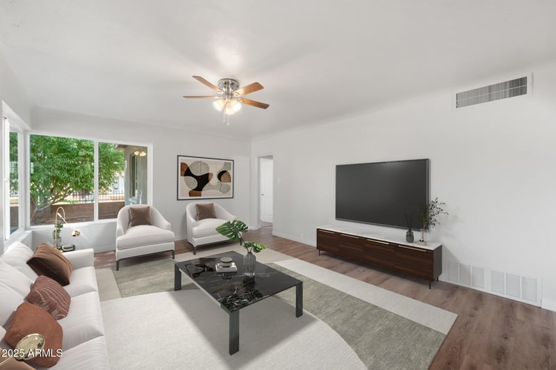20 Saint Charles Ave, Phoenix, AZ 85042