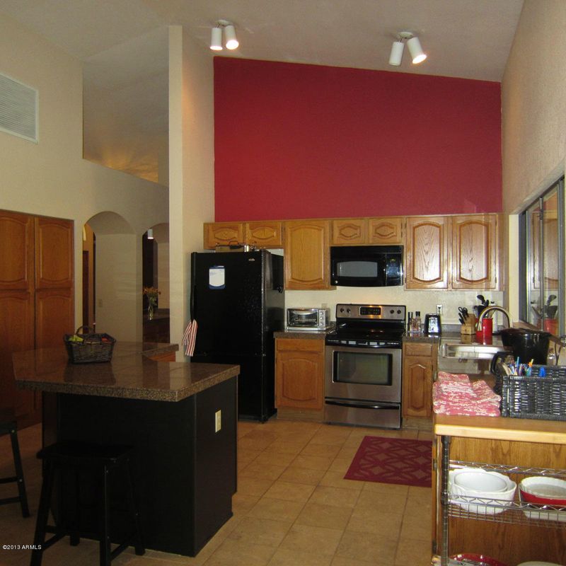 200 E Jeanine Dr, Tempe, AZ 85284