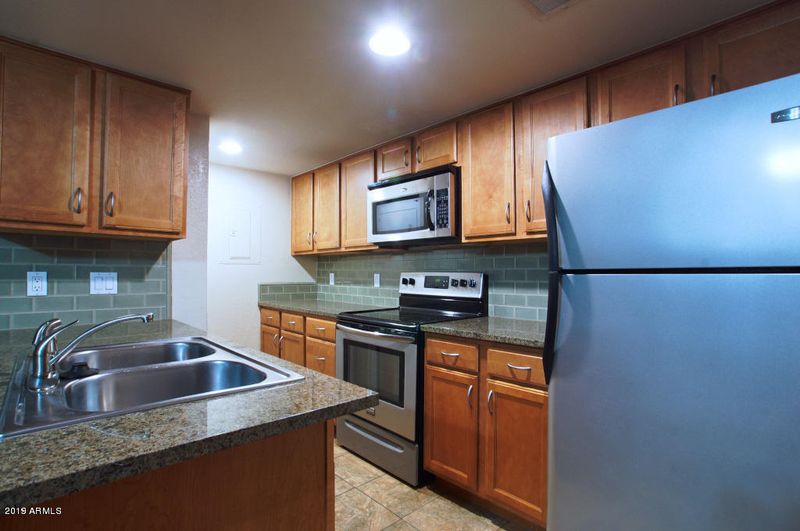 200 E Southern Ave #111, Tempe, AZ 85282