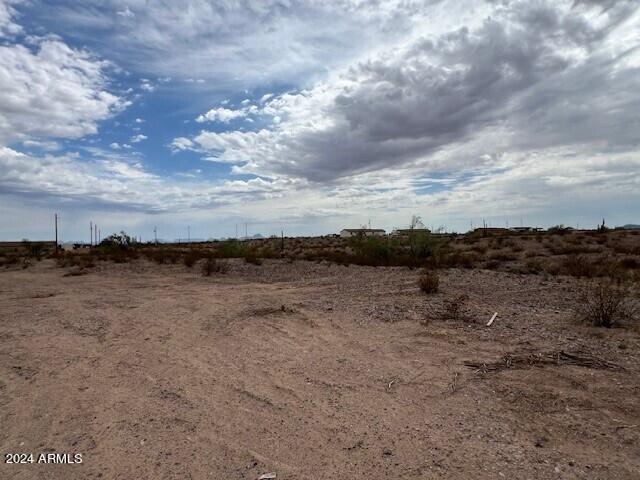 200 Flower St #12, Tonopah, AZ 85354