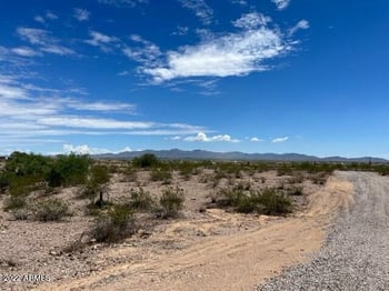 200 Flower St #12, Tonopah, AZ 85354