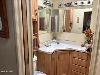 200 Nightdigger Dr, Apache Junction, AZ 85119