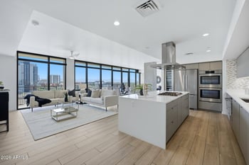 200 Portland St #1017, Phoenix, AZ 85003