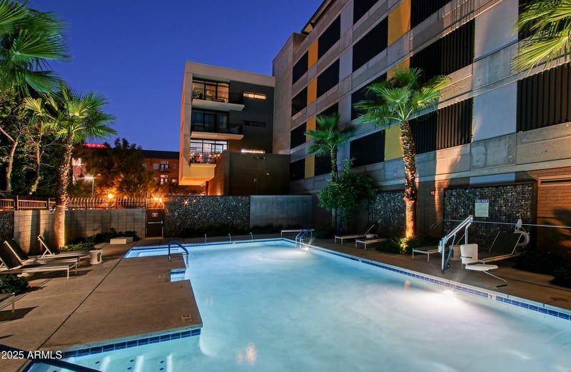 200 Portland St #1024, Phoenix, AZ 85003