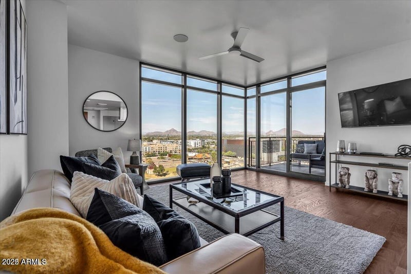 200 Portland St #1222, Phoenix, AZ 85003