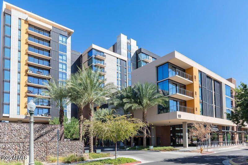 200 Portland St #322, Phoenix, AZ 85003