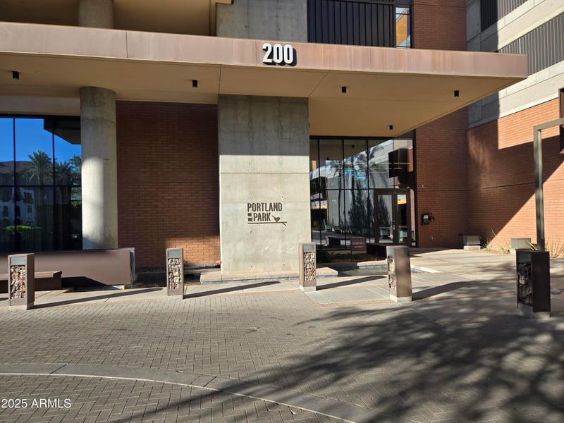 200 Portland St #322, Phoenix, AZ 85003