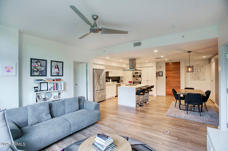 200 Portland St #324, Phoenix, AZ 85003