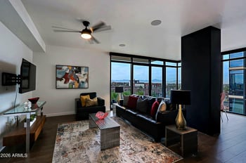 200 Portland St #821, Phoenix, AZ 85003