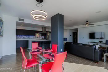 200 Portland St #821, Phoenix, AZ 85003