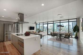 200 W Portland St #1113, Phoenix, AZ 85003