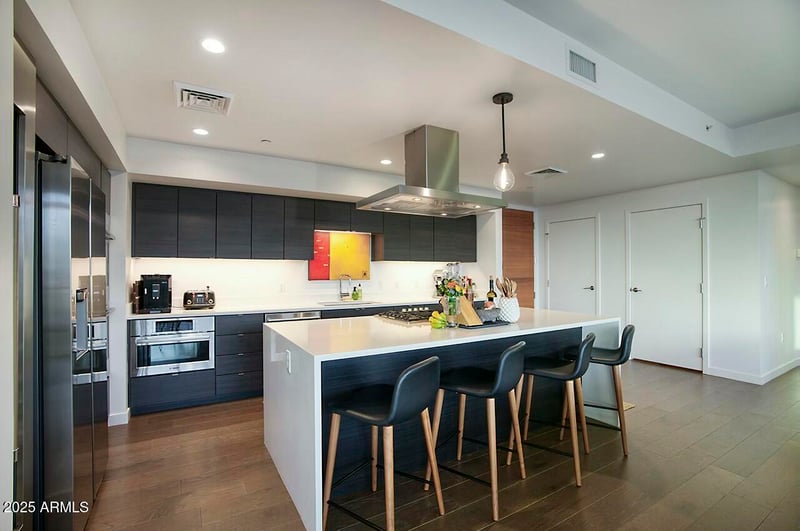 200 W Portland St #1217, Phoenix, AZ 85003
