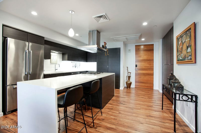 200 W Portland St #822, Phoenix, AZ 85003