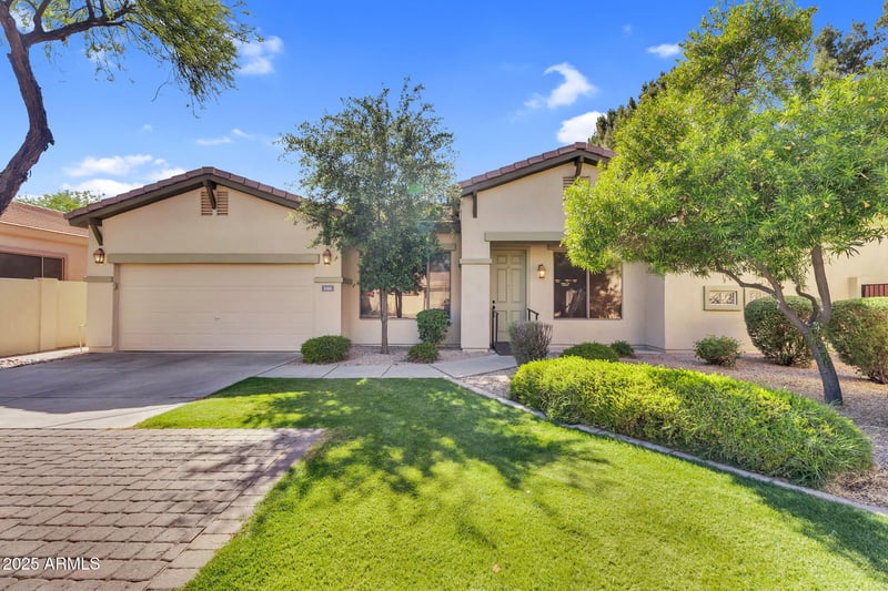 2000 Periwinkle Way, Chandler, AZ 85248